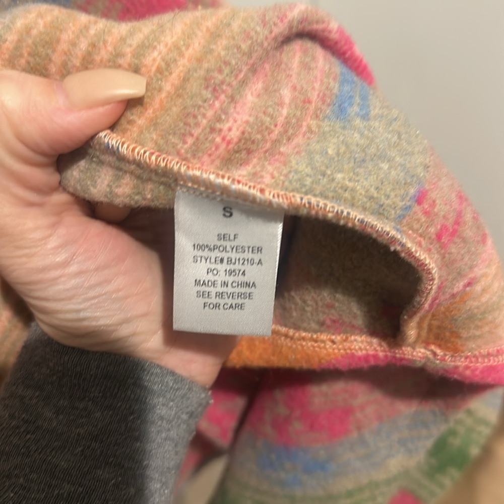 Multicolored Aztec print shacket S - Picture 5 of 5